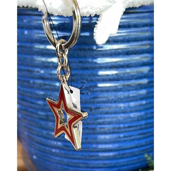 Red Silver Cut Out Star COACH Gold Key Chain / Fob Purse Charm - Picture 2 of 5